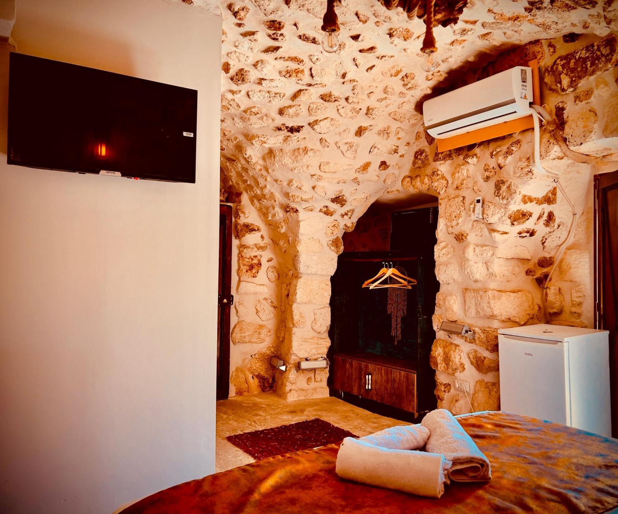 Mons Masius Hotel Teras Midyat Luaran gambar