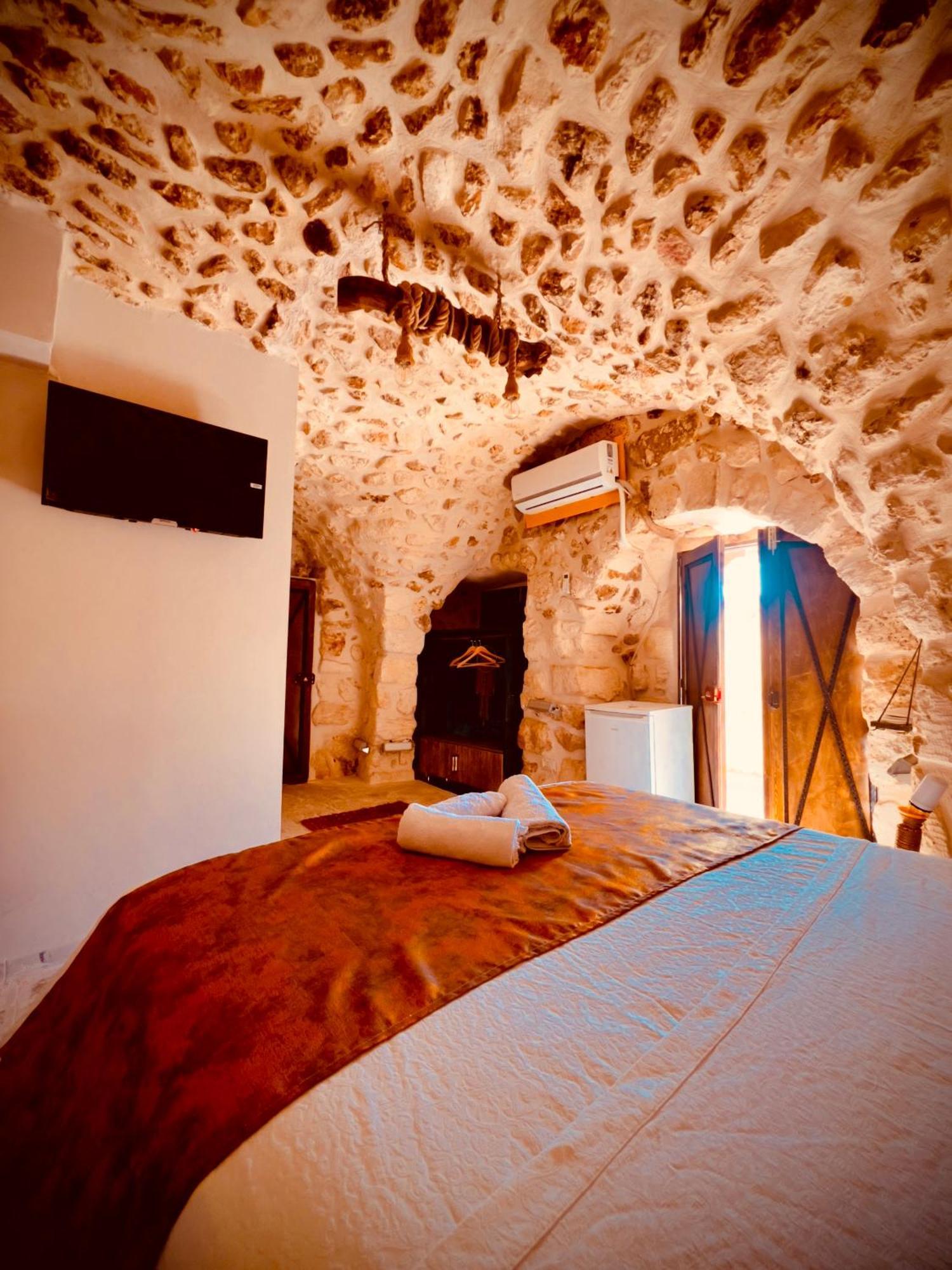 Mons Masius Hotel Teras Midyat Luaran gambar