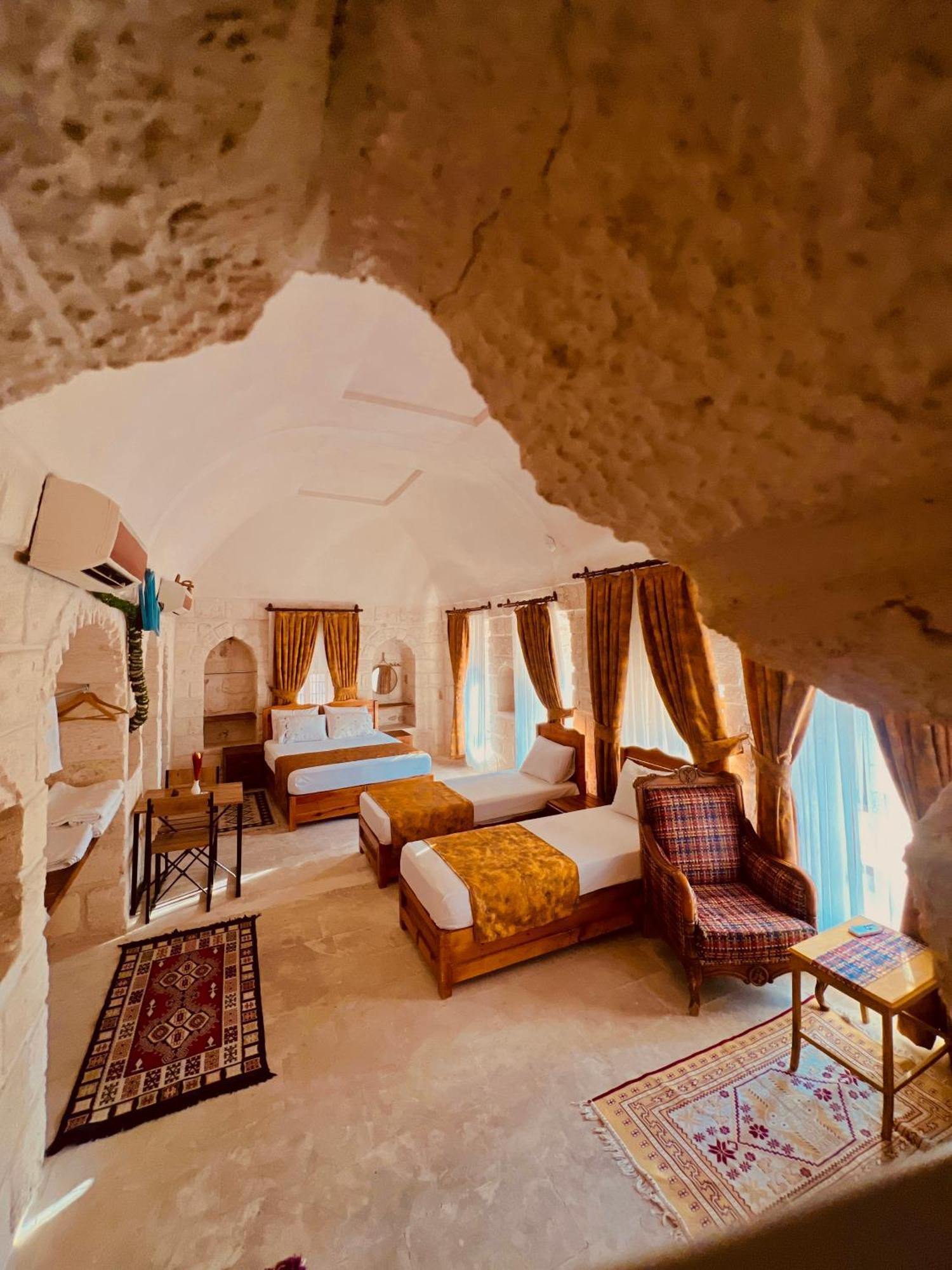 Mons Masius Hotel Teras Midyat Luaran gambar