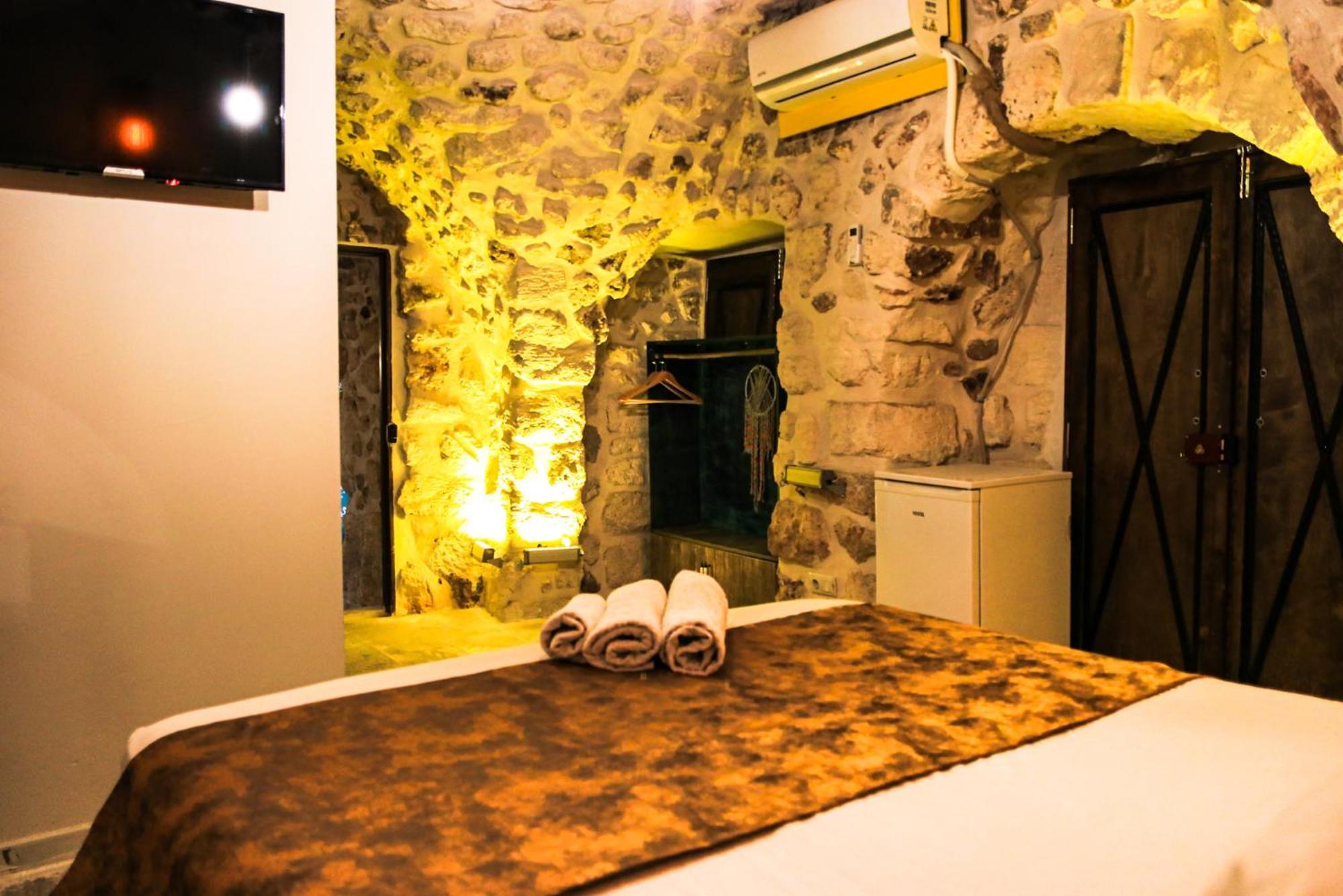 Mons Masius Hotel Teras Midyat Luaran gambar