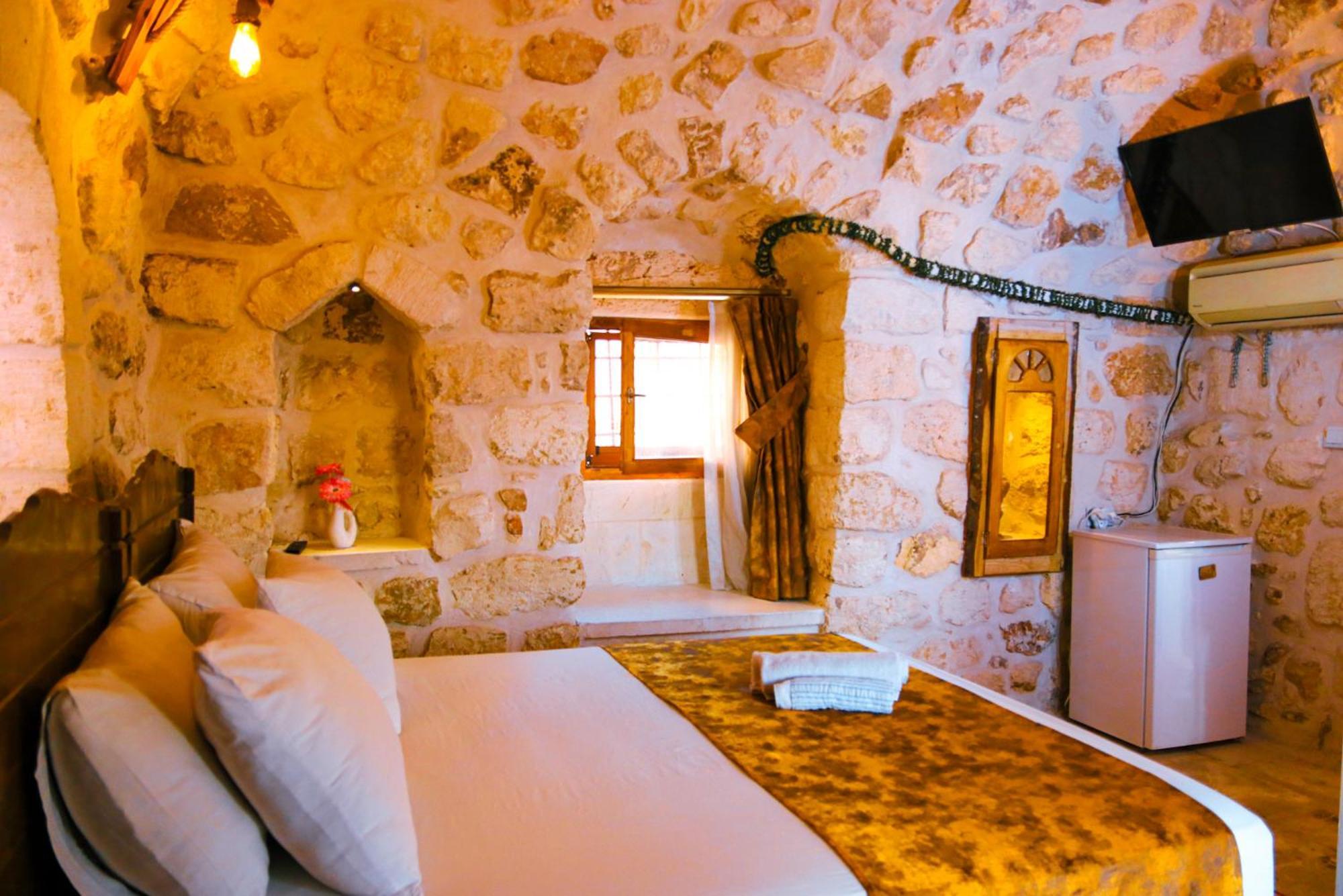 Mons Masius Hotel Teras Midyat Luaran gambar