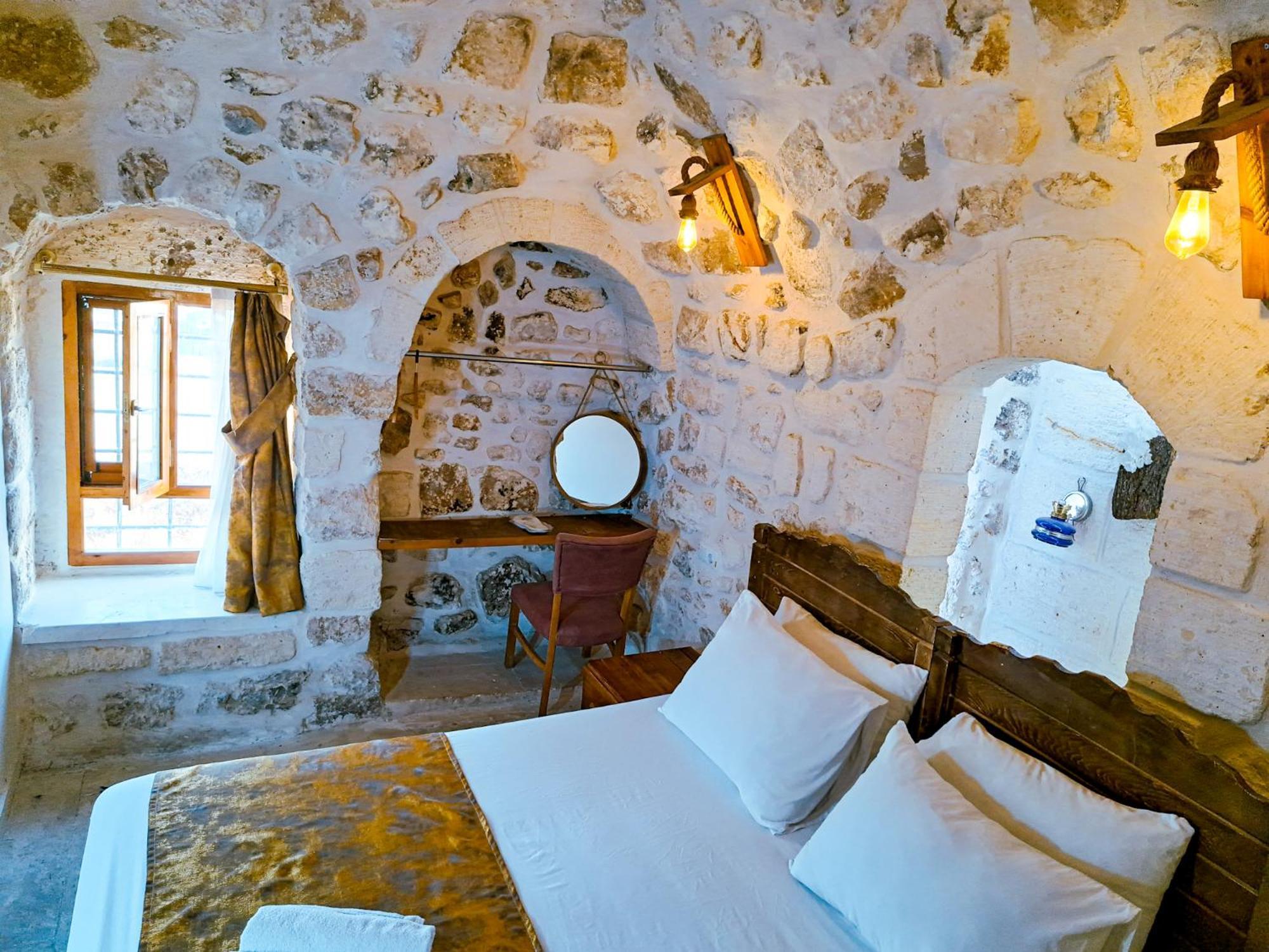 Mons Masius Hotel Teras Midyat Luaran gambar