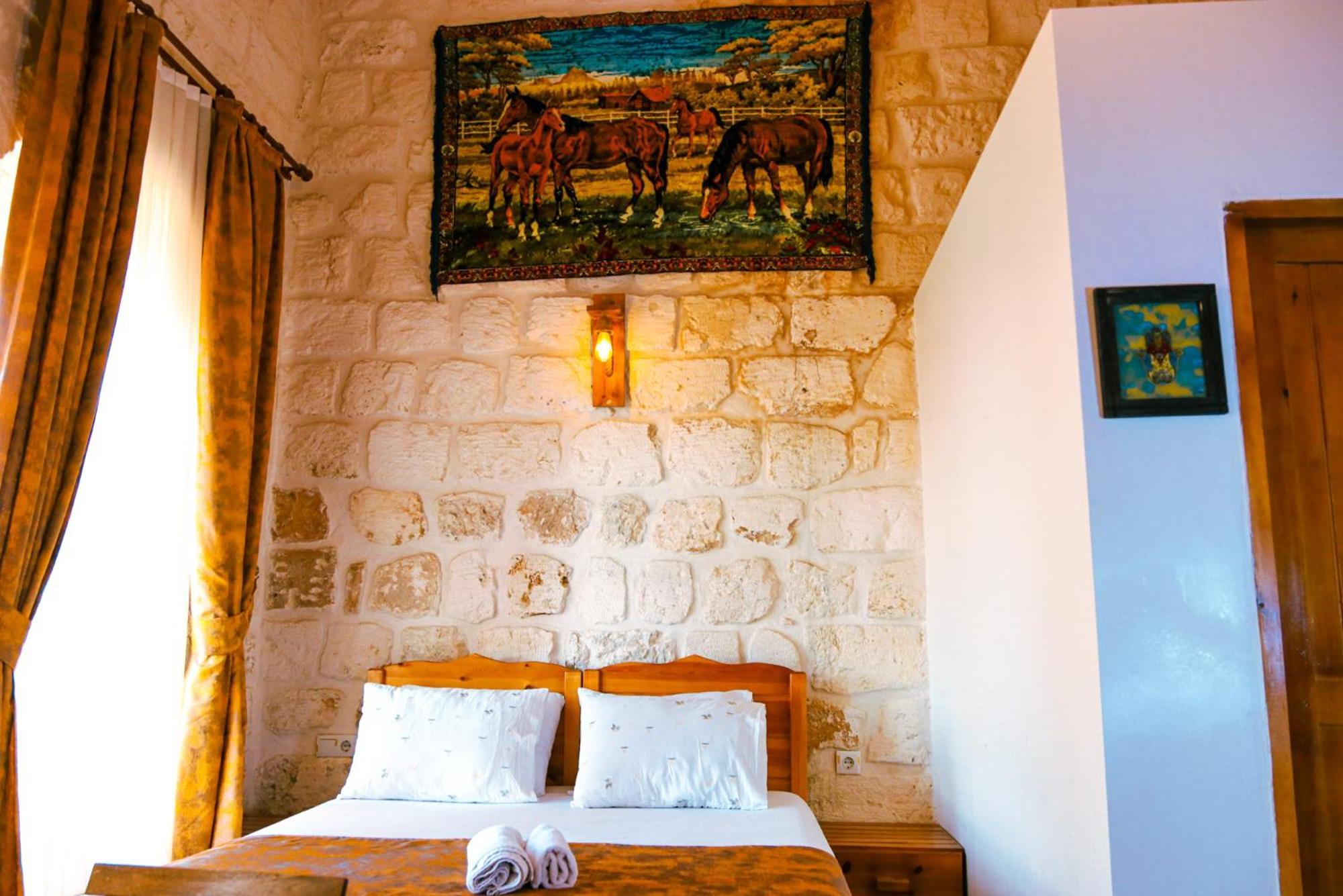 Mons Masius Hotel Teras Midyat Luaran gambar