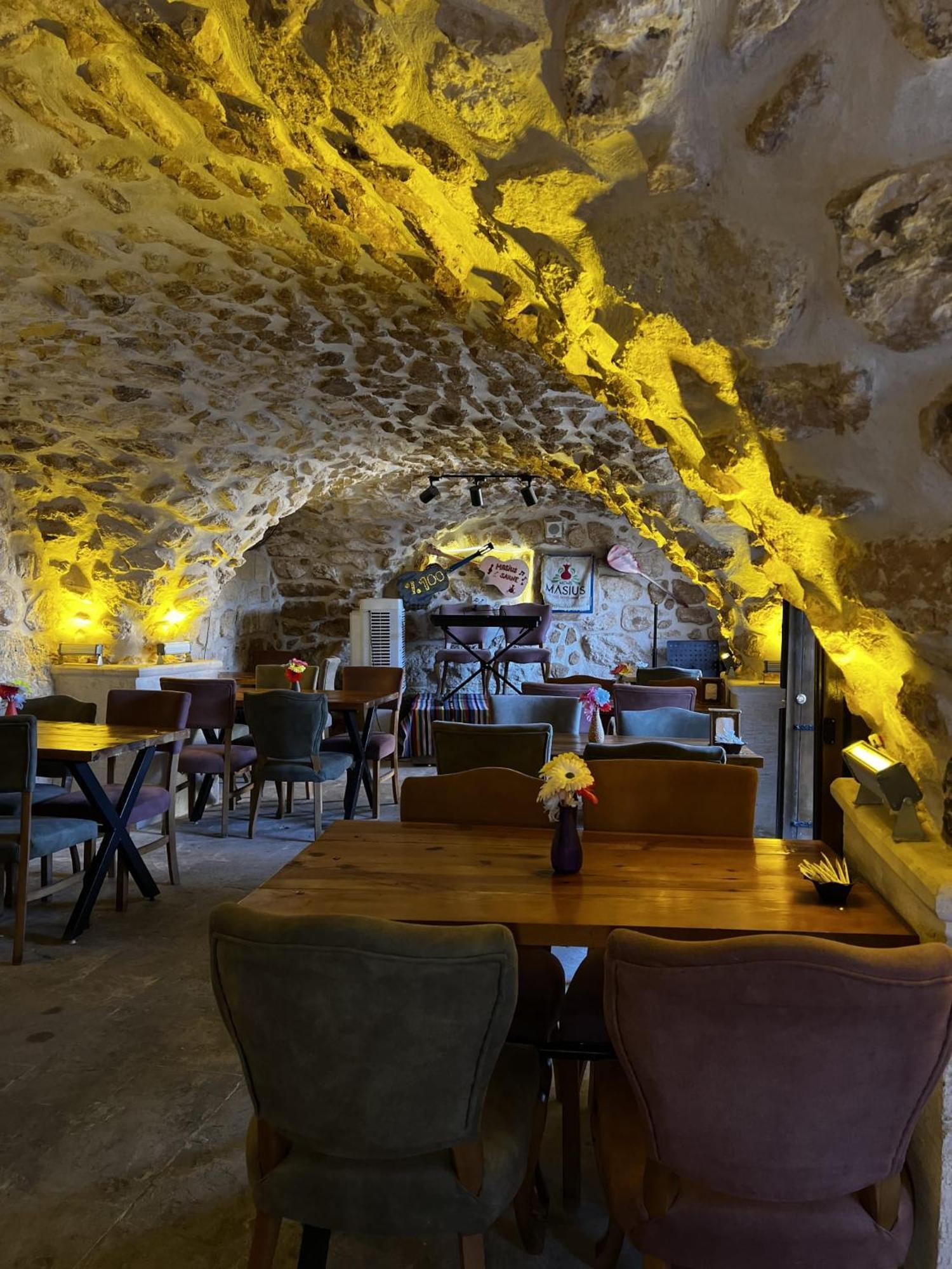 Mons Masius Hotel Teras Midyat Luaran gambar